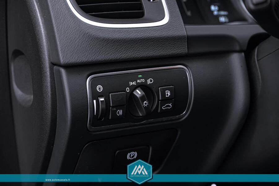 Volvo V60 Cross Country vaihtoauto