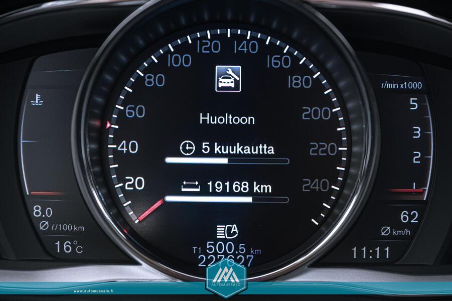 Volvo V60 Cross Country vaihtoauto