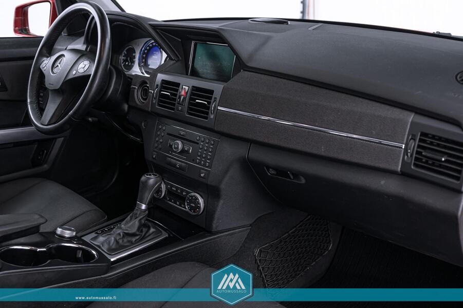 Mercedes-Benz GLK vaihtoauto