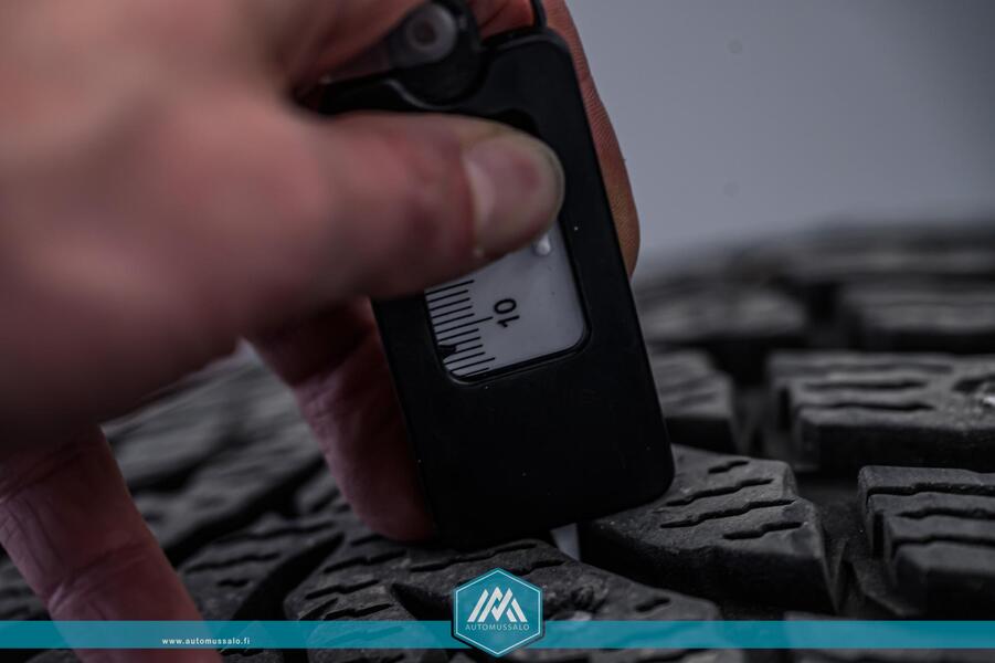 BMW M135i vaihtoauto