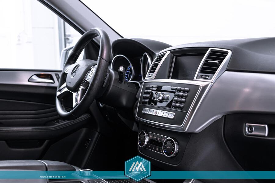 Mercedes-Benz ML vaihtoauto