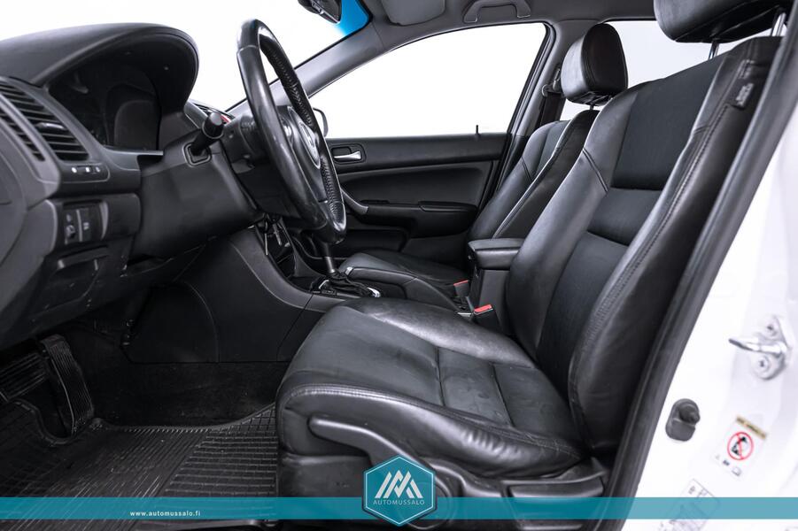 Honda Accord vaihtoauto