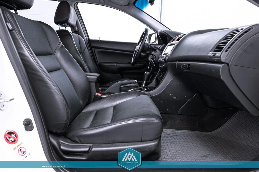 Honda Accord vaihtoauto