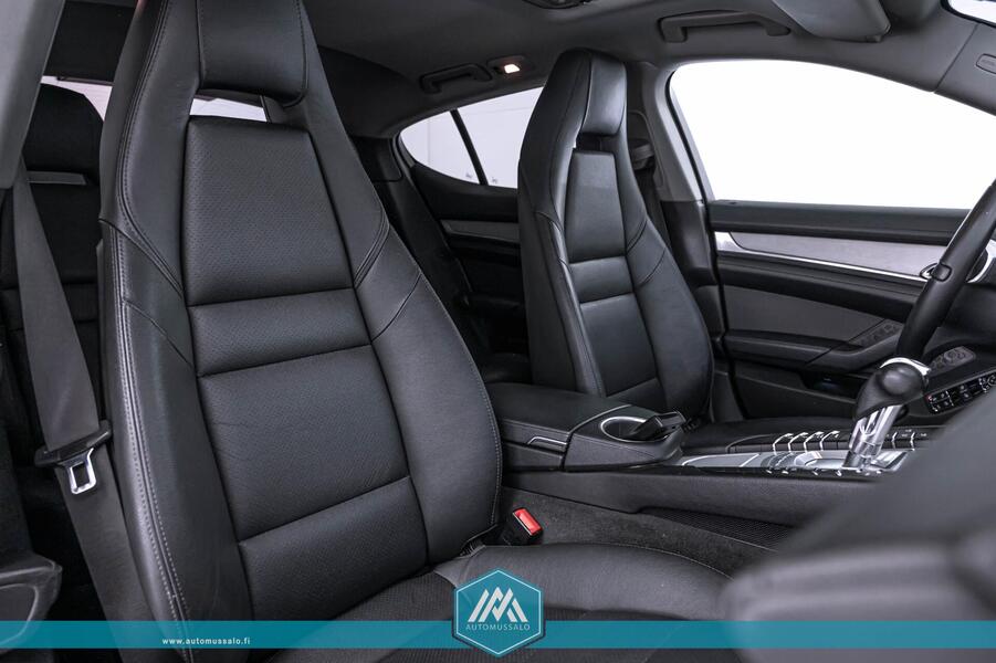 Porsche Panamera vaihtoauto