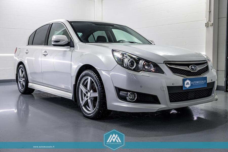 Subaru Legacy vaihtoauto