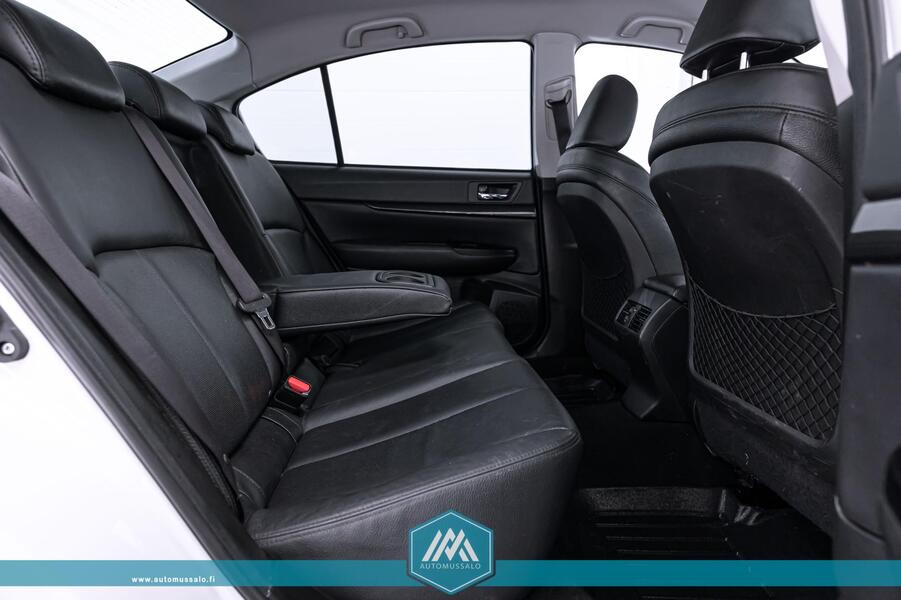 Subaru Legacy vaihtoauto