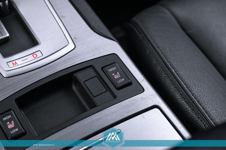 Subaru Legacy vaihtoauto