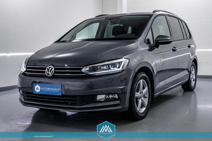 Volkswagen Touran vaihtoauto