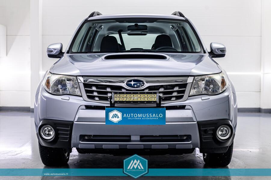 Subaru Forester vaihtoauto