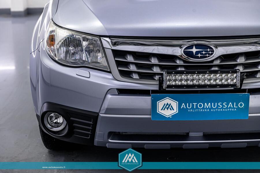 Subaru Forester vaihtoauto