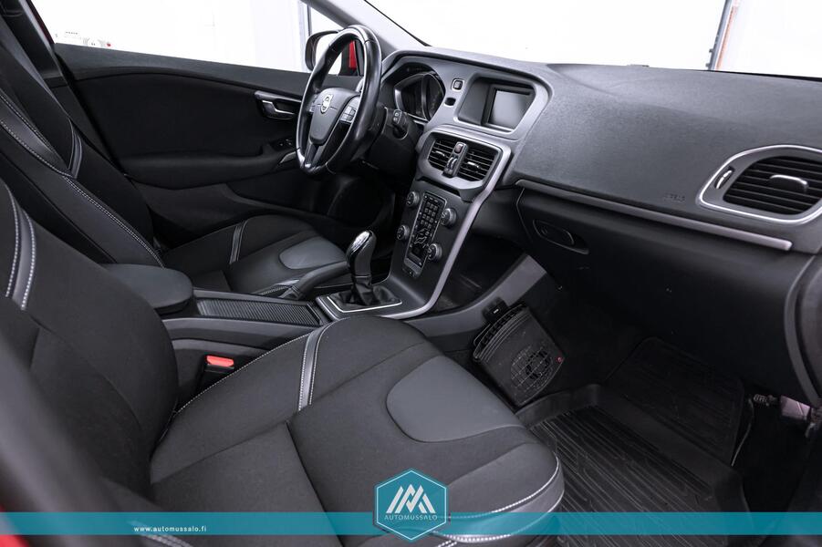 Volvo V40 vaihtoauto