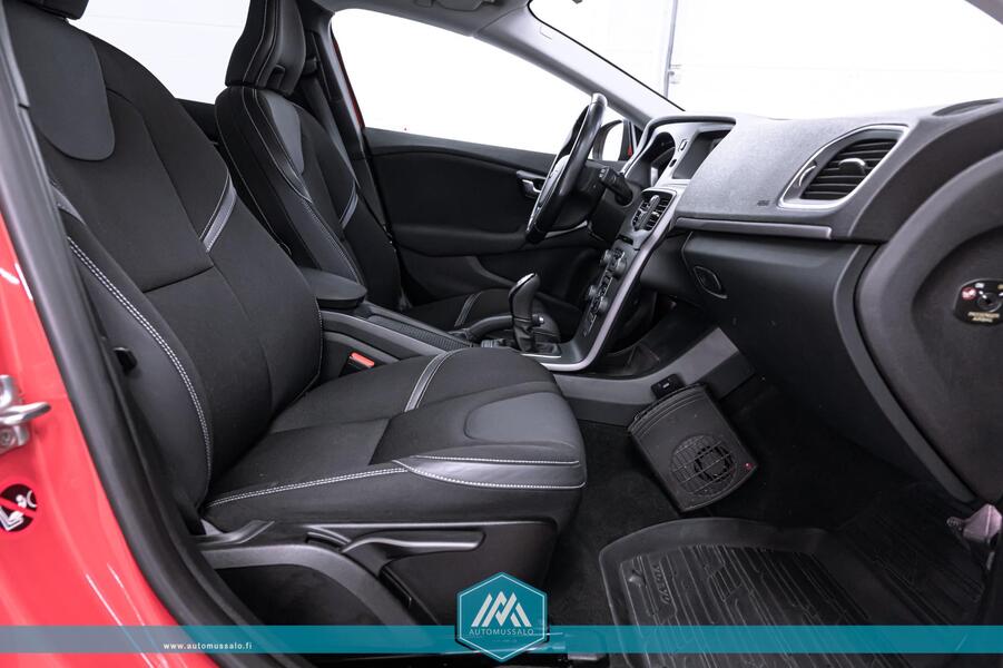 Volvo V40 vaihtoauto