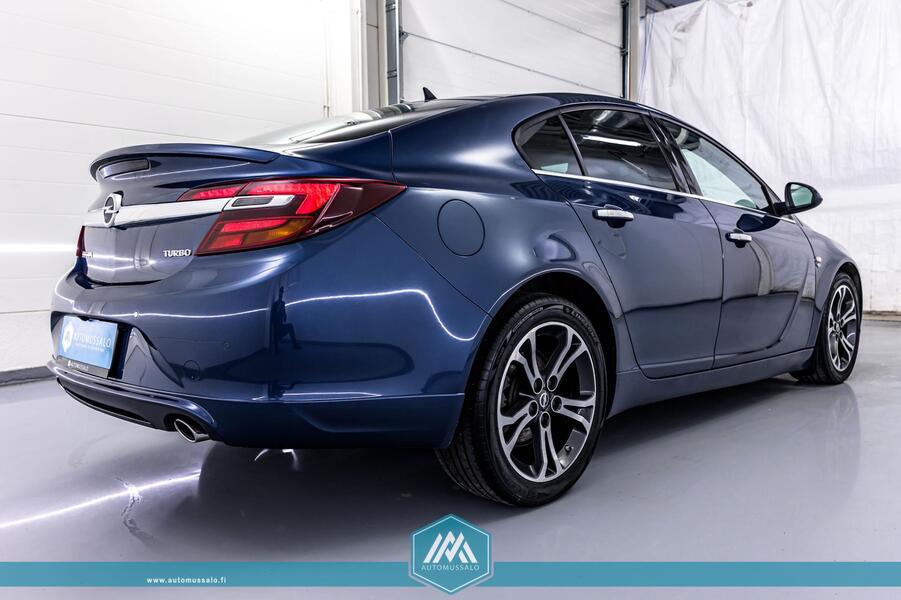 Opel Insignia vaihtoauto
