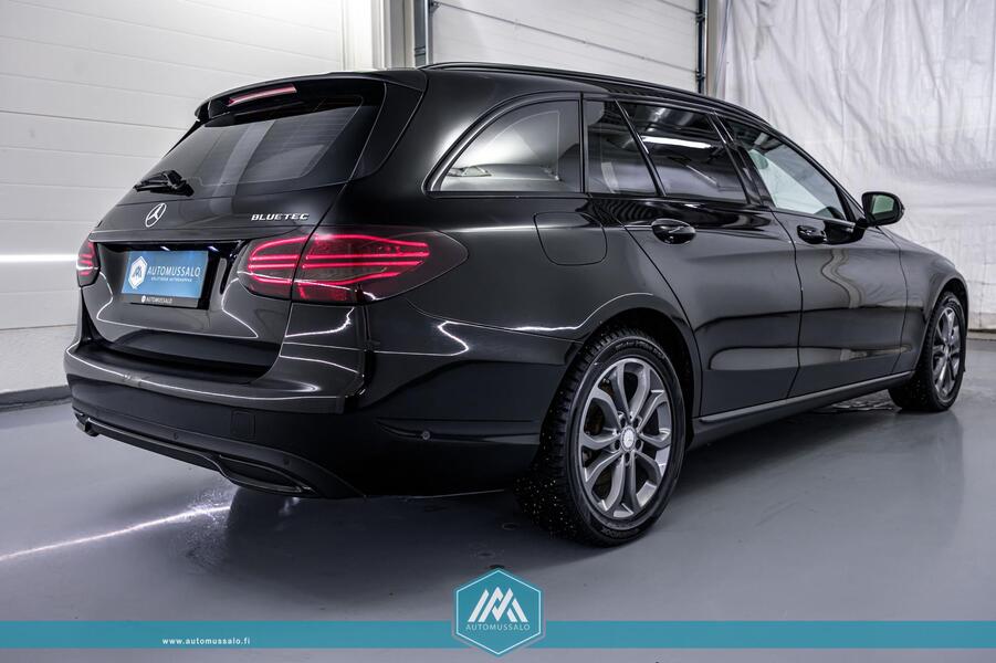 Mercedes-Benz C vaihtoauto