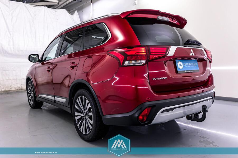 Mitsubishi Outlander vaihtoauto