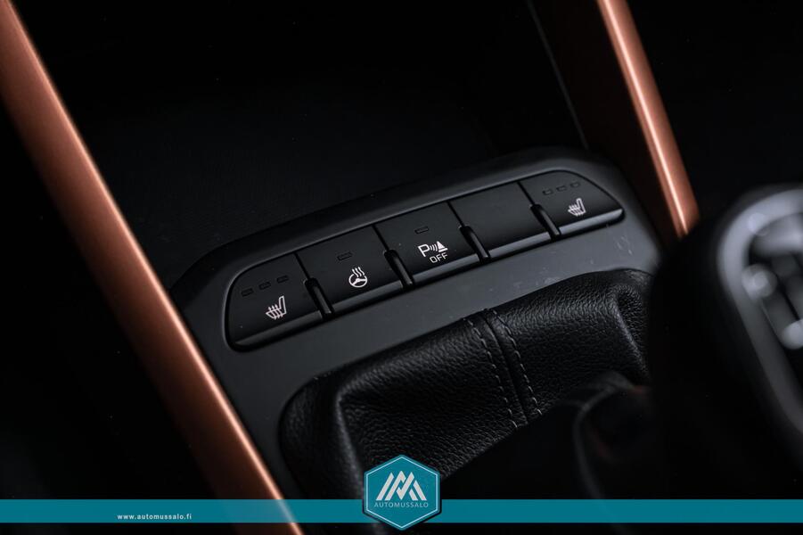 Kia Stonic vaihtoauto