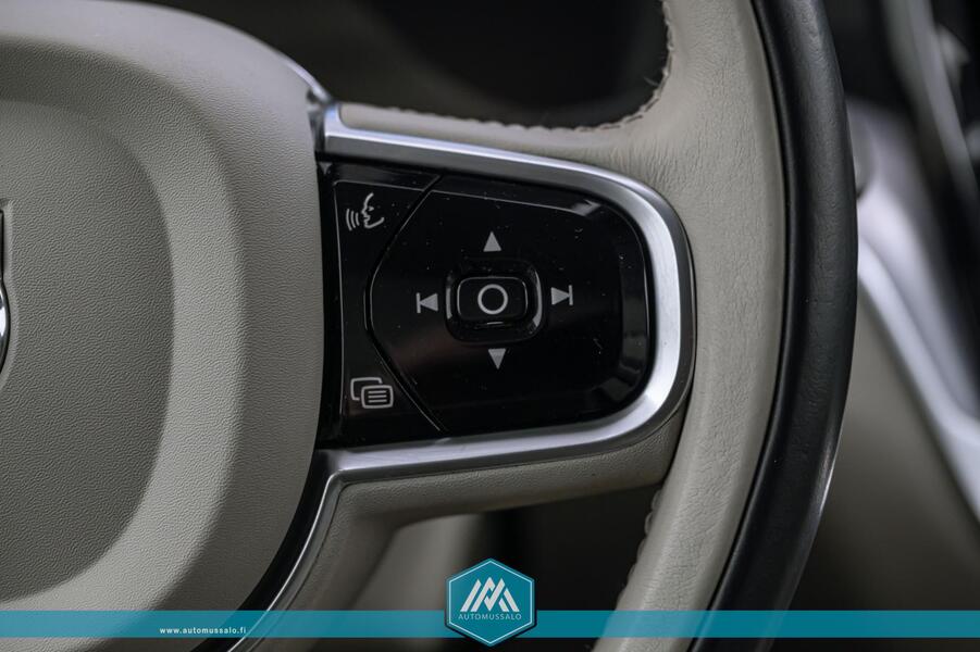 Volvo V60 Cross Country vaihtoauto