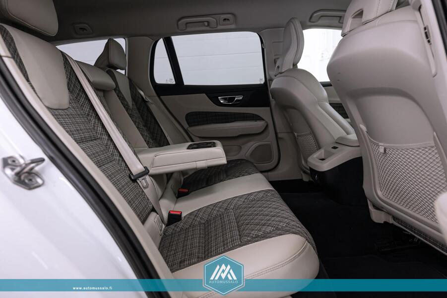 Volvo V60 Cross Country vaihtoauto