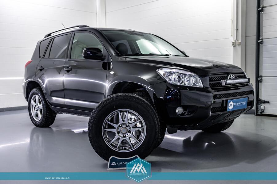 Toyota RAV4 vaihtoauto