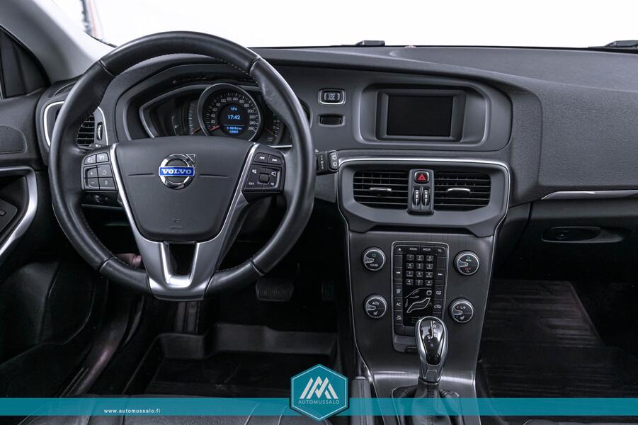 Volvo V40 vaihtoauto