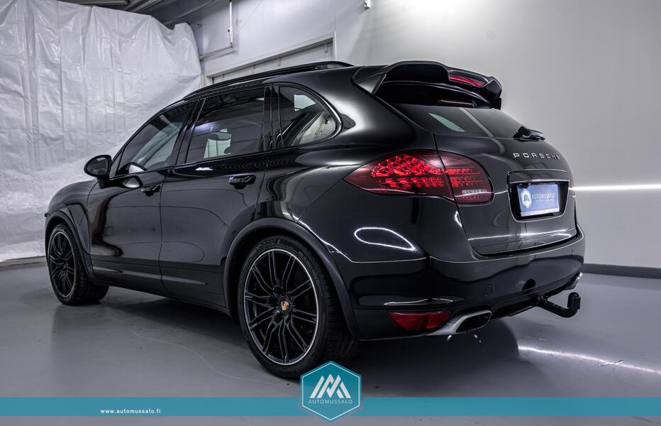 Porsche Cayenne vaihtoauto