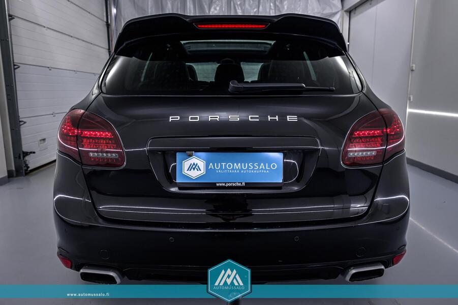 Porsche Cayenne vaihtoauto