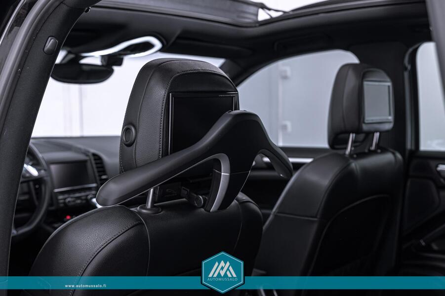 Porsche Cayenne vaihtoauto