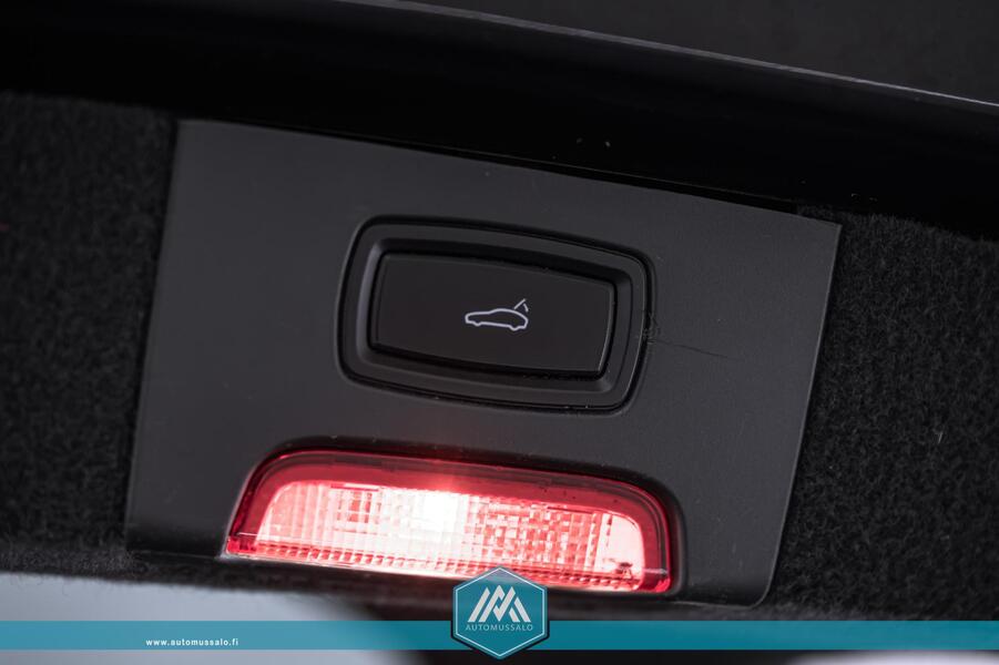 Porsche Cayenne vaihtoauto