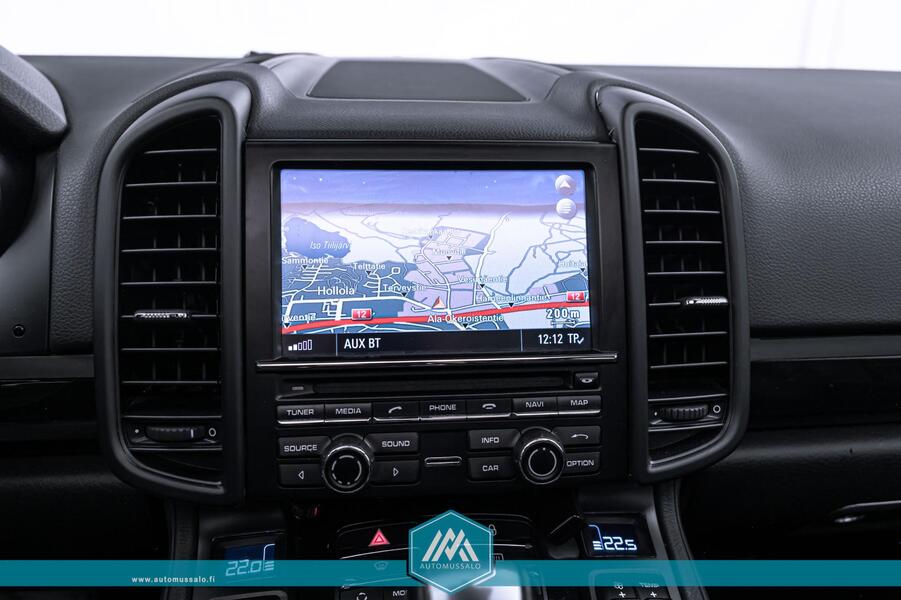 Porsche Cayenne vaihtoauto