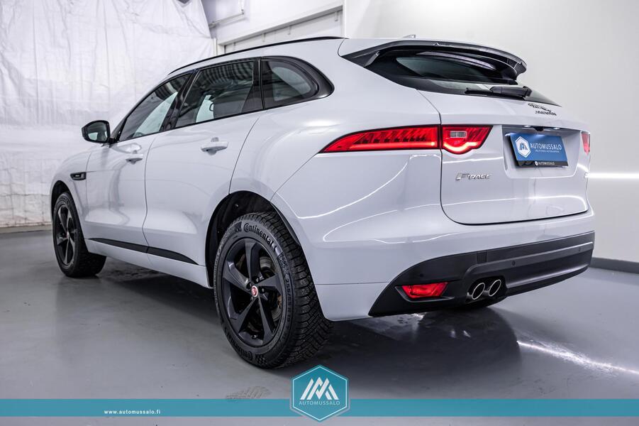 Jaguar F-PACE vaihtoauto