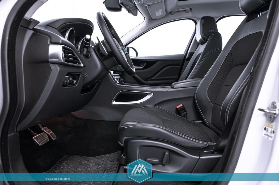 Jaguar F-PACE vaihtoauto