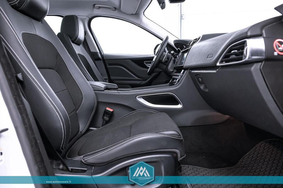 Jaguar F-PACE vaihtoauto