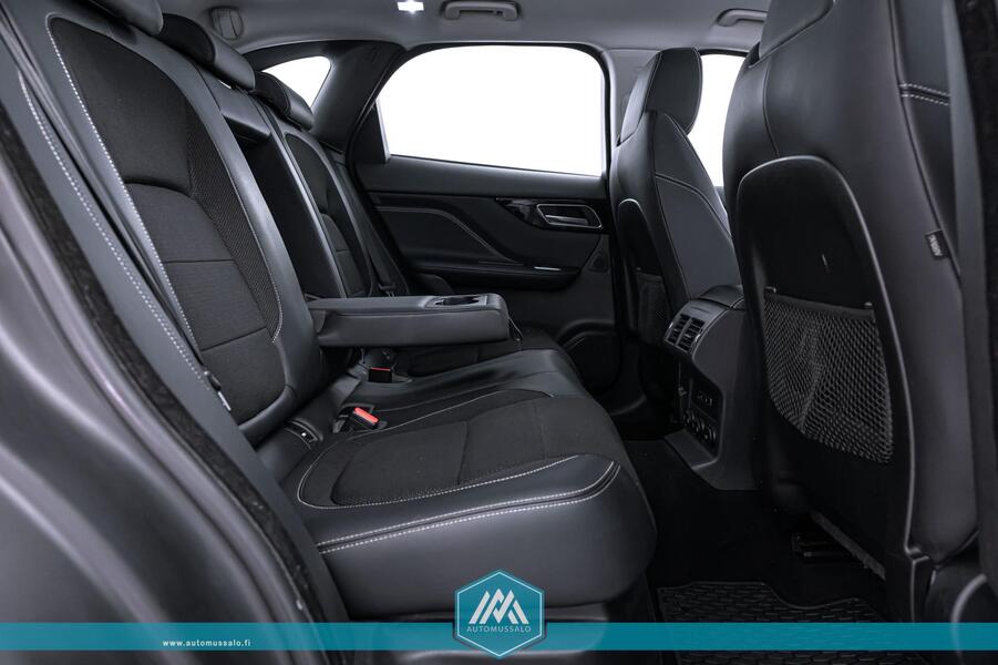 Jaguar F-PACE vaihtoauto