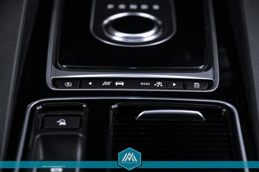 Jaguar F-PACE vaihtoauto