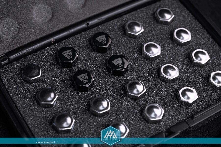 Jaguar F-PACE vaihtoauto