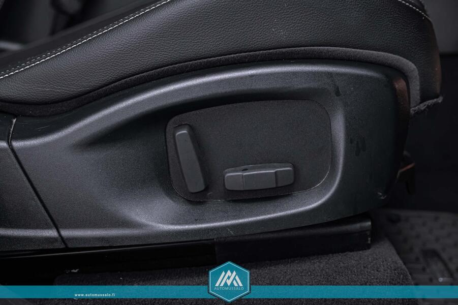 Jaguar F-PACE vaihtoauto