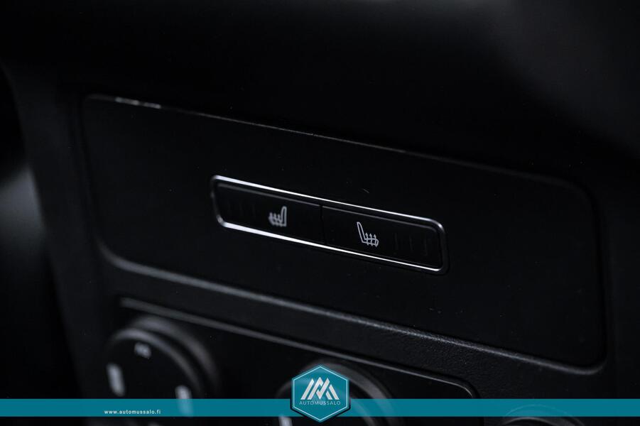 Jaguar F-PACE vaihtoauto