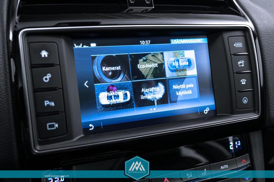 Jaguar F-PACE vaihtoauto