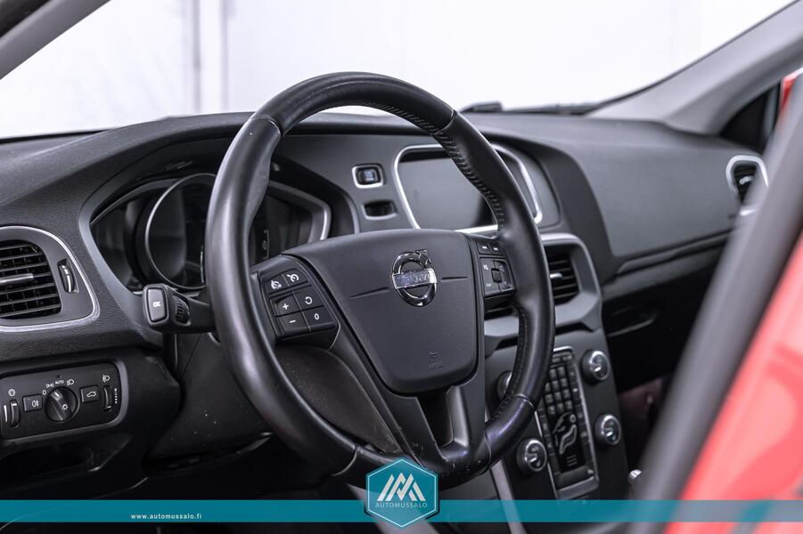 Volvo V40 vaihtoauto