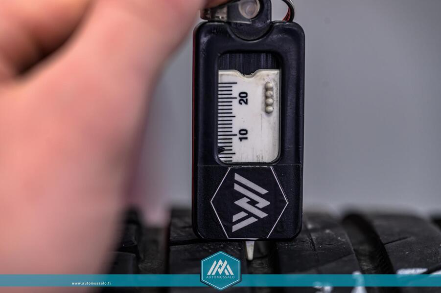 Volvo V40 vaihtoauto