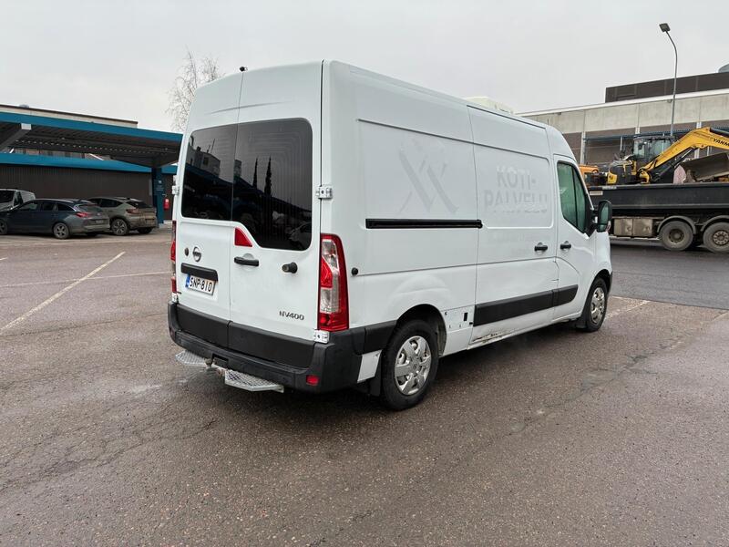 Nissan NV400 vaihtoauto