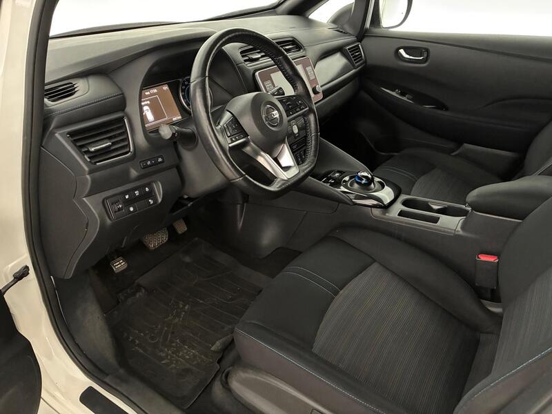 Nissan Leaf vaihtoauto