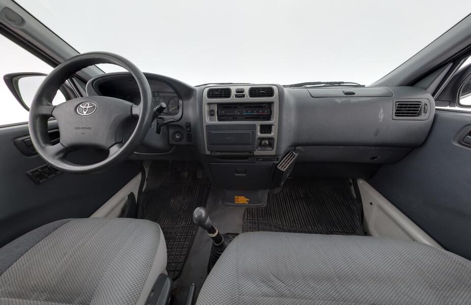 Toyota Hiace vaihtoauto