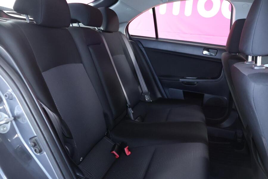 Mitsubishi Lancer vaihtoauto