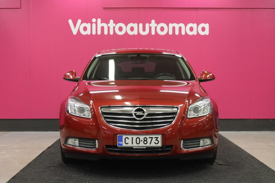 Opel Insignia vaihtoauto