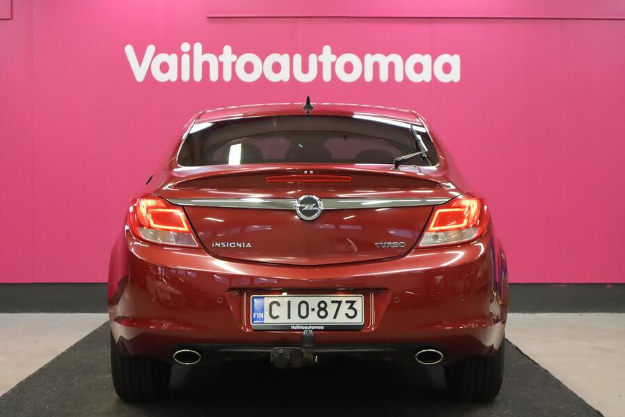 Opel Insignia vaihtoauto
