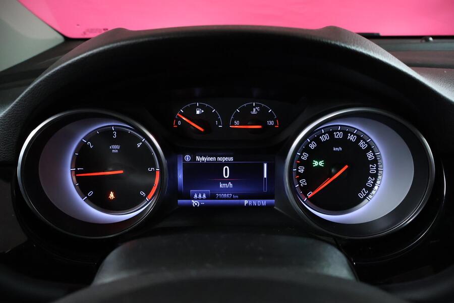 Opel Astra vaihtoauto