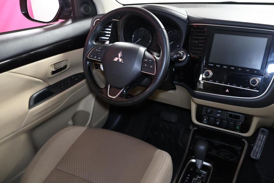 Mitsubishi Outlander vaihtoauto