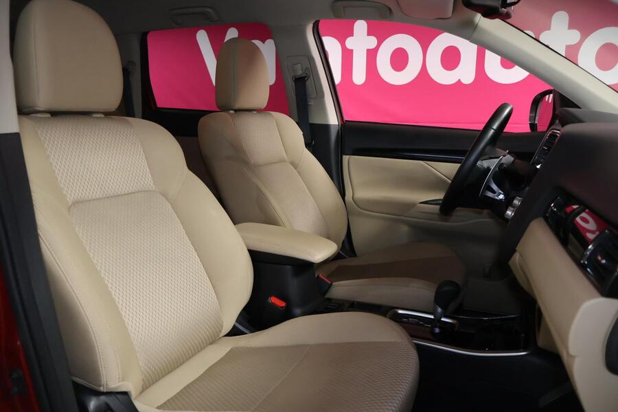 Mitsubishi Outlander vaihtoauto