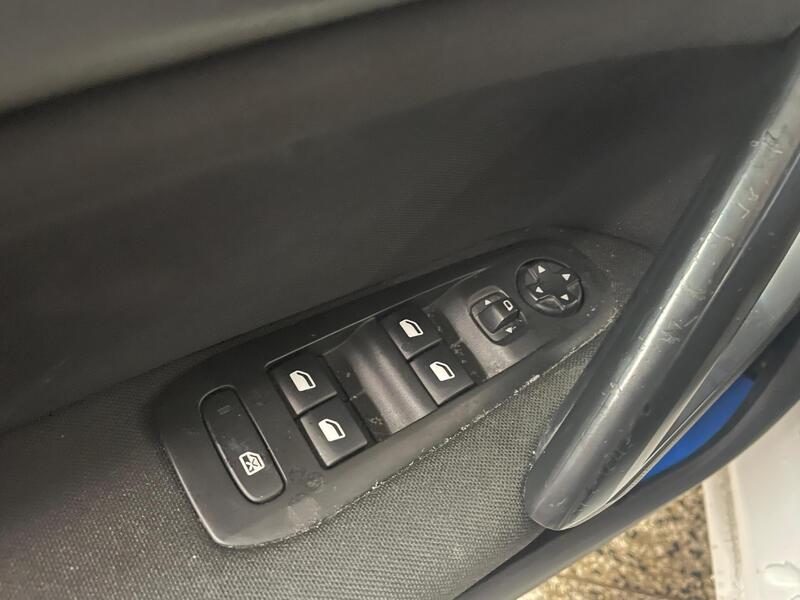 Peugeot 308 vaihtoauto